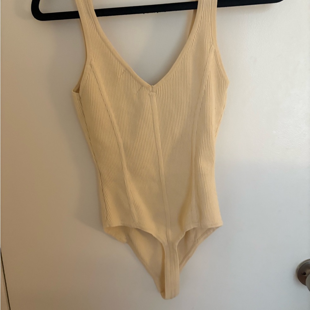 Isalis body suit